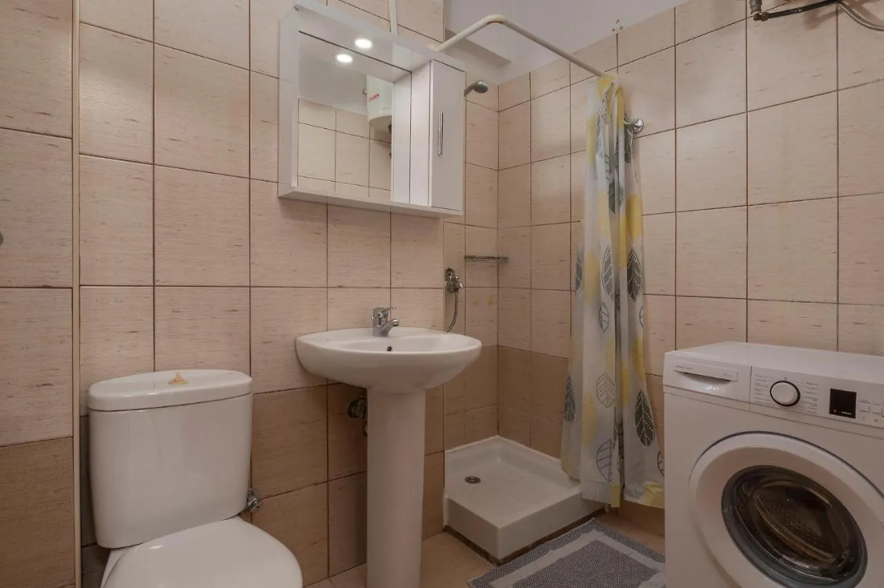 Kosmos Service Apartment Family City Center 4C Tessalónica